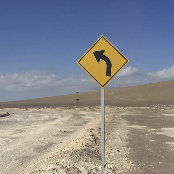 Señalética base Metálica o Aluminio compuesto